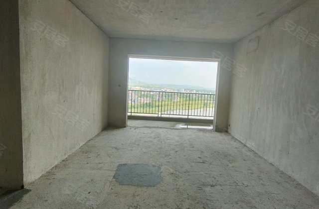 泓和旺角4室2厅143.9㎡69万二手房图片