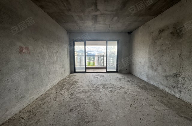 奥园梅江天韵4室2厅175㎡116万二手房图片