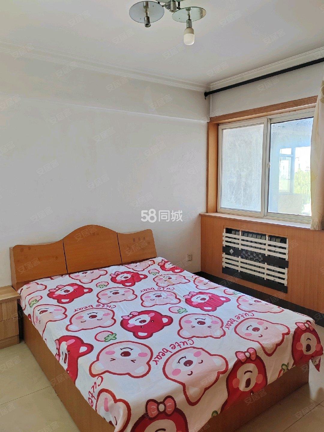 金岳商城3室2厅1卫129.65㎡南北45万