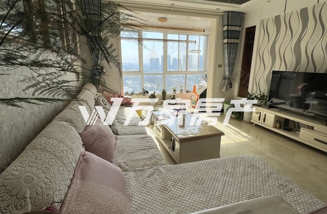 旭日华庭3室2厅123.17㎡65万二手房图片