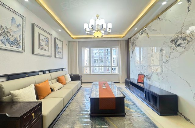 云南映象(B区)4室2厅135.78㎡130万二手房图片