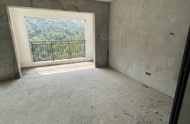 华策星科国际公馆3室2厅105㎡30.8万二手房图片