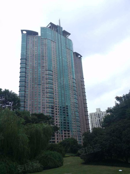 世茂滨江花园(南区) 