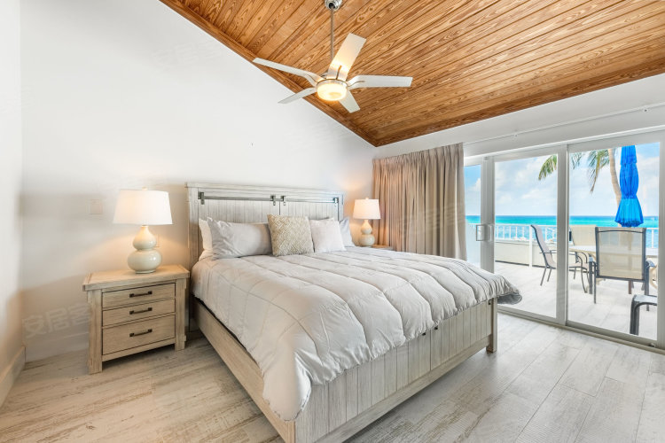 开曼群岛约¥1713万海滩景观公寓， 7 英里海滩， 大开曼岛二手房公寓图片