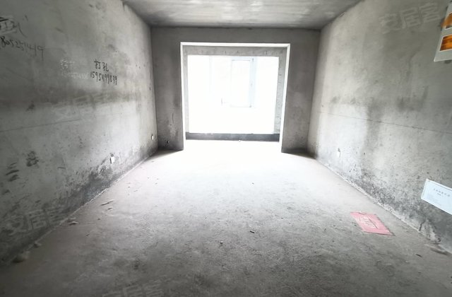 中央花园3室2厅130㎡135.8万二手房图片