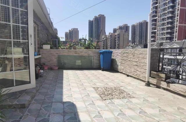 恒嘉拉德芳斯4室2厅156.73㎡160万二手房图片