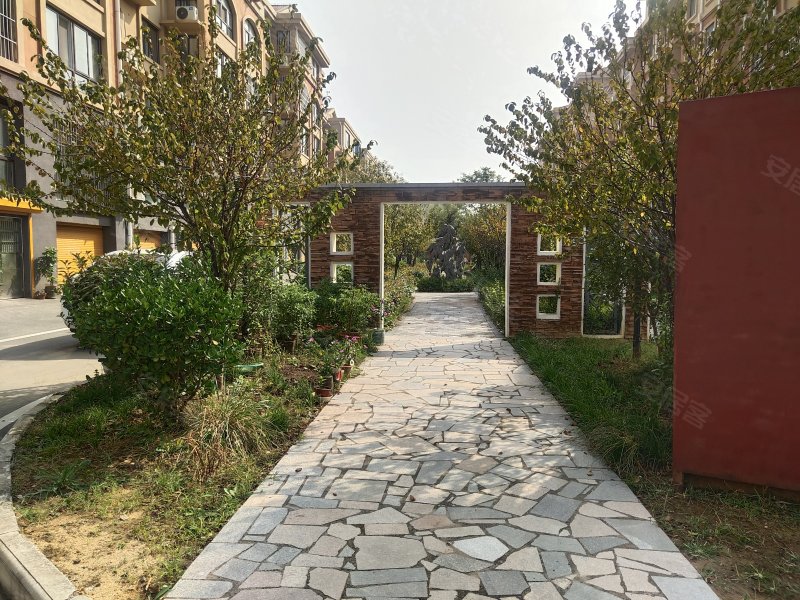 中兴山水城(南区),长青路,近中兴大道-枣庄中兴山水城(南区)二手房