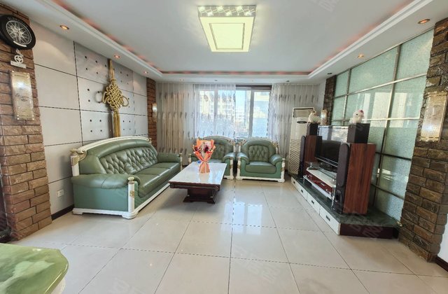 新城嘉园3室2厅136㎡55万二手房图片