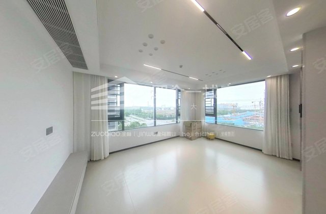 美的云潮府3室2厅106㎡178万二手房图片