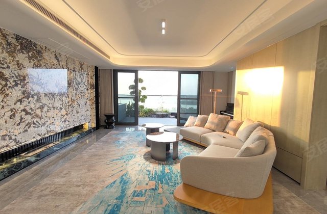 城控秀江南4室2厅170㎡105万二手房图片