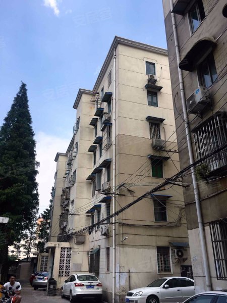 同济支路201弄小区