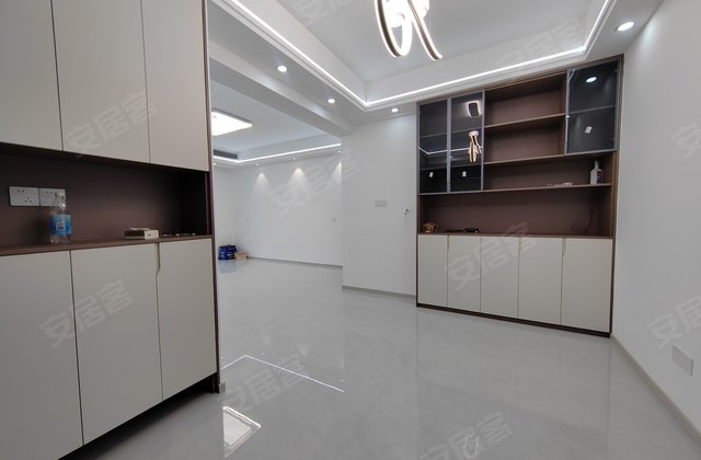 东方龙城2室2厅100㎡39万二手房图片