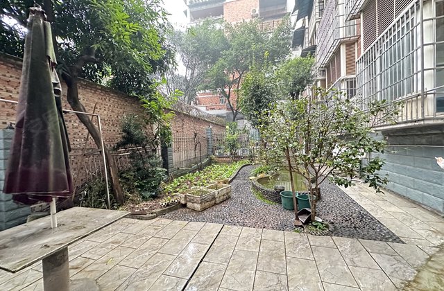 半岛豪庭4室2厅133㎡45.8万二手房图片