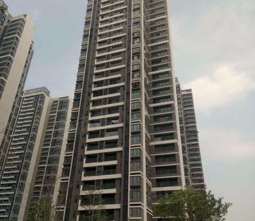 急售 急售 保利星海小镇南向大三房 景观漂亮 送定制家具电器