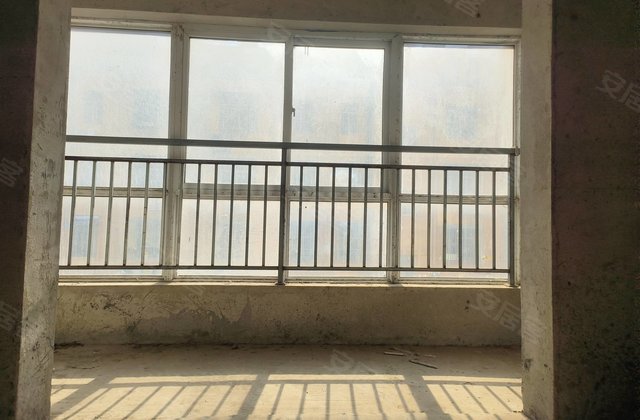 五号公馆2室2厅98㎡67.8万二手房图片