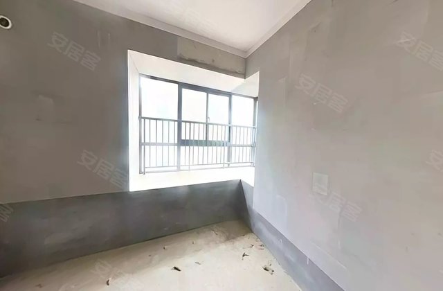 新城悦府(三期)3室2厅127.6㎡72万二手房图片