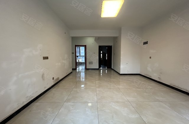 乐富强悦澜湾3室2厅129.03㎡91万二手房图片