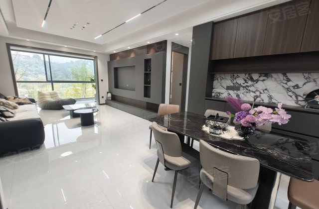 丽雅九里长江(二期)4室2厅93㎡89.8万二手房图片