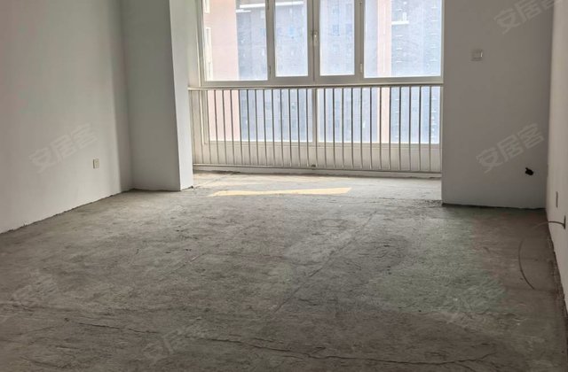 天地新城3室2厅136.3㎡92万二手房图片