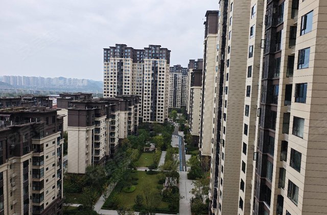 阳光凤栖澜湾3室2厅82.23㎡25万二手房图片