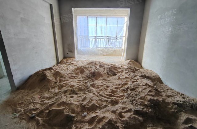 东大时代广场3室2厅103.9㎡52万二手房图片