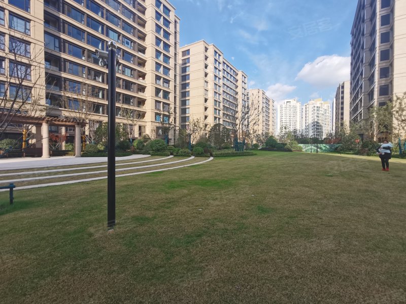 同济融创玫瑰公馆 