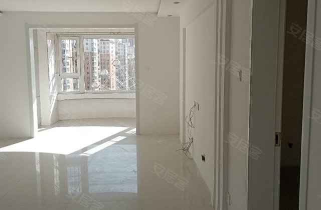 风景城(西区)3室2厅115㎡79.3万二手房图片