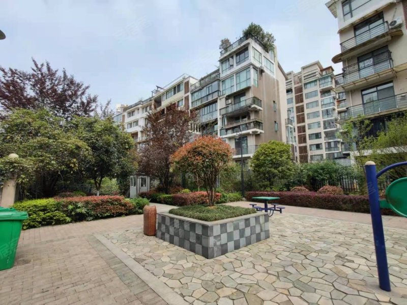 中天花园叠翠谷