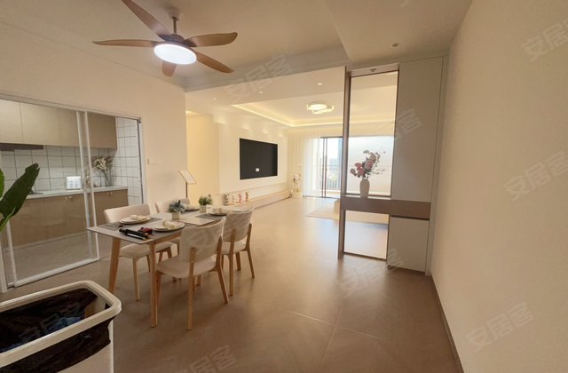 豪港华庭4室2厅133㎡58万二手房图片