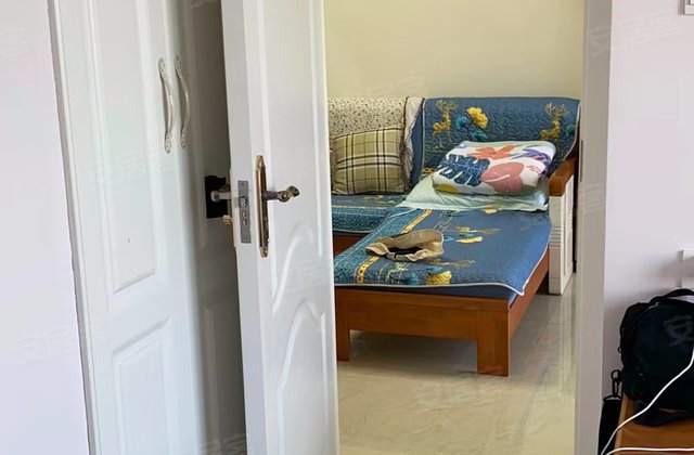 衍宏海港小镇1室1厅48.5㎡32万二手房图片