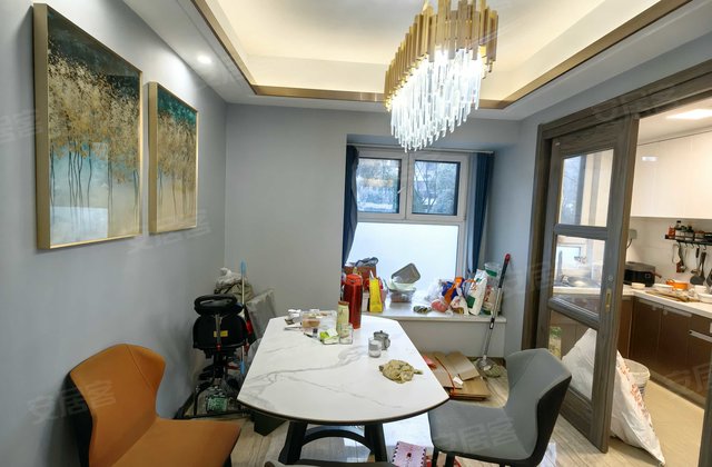 金湖碧桂园3室2厅122㎡80万二手房图片