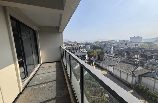 屏岩南苑4室2厅138㎡65万二手房图片