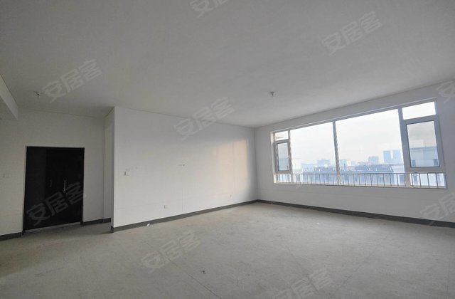 阳光瑞晨4室2厅191㎡131万二手房图片