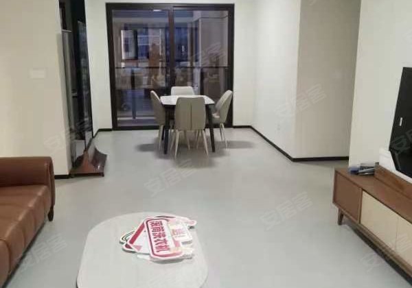 金港龙樾4室2厅113㎡47.6万二手房图片