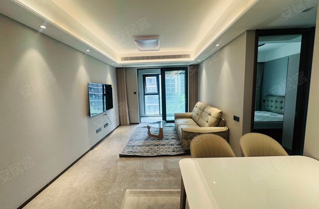 龙湖御湖镜3室2厅101.29㎡357万二手房图片