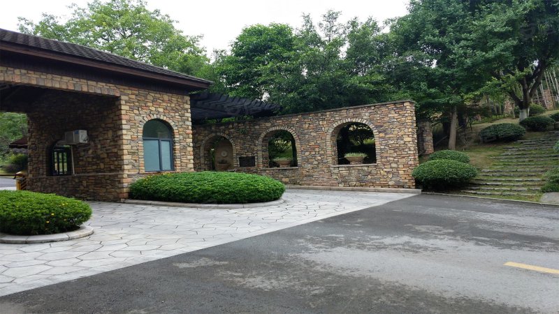 庆隆南山高尔夫国际社区柏翠庄