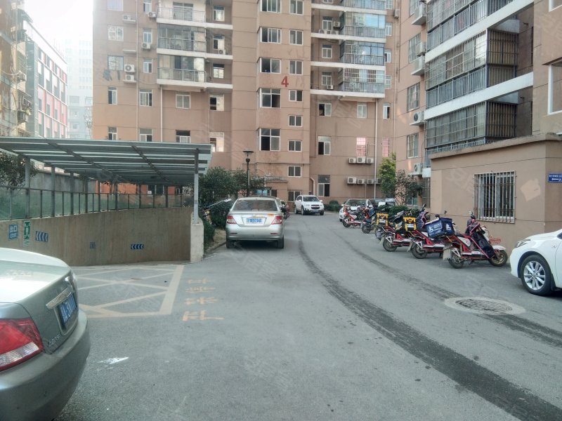 三角花园(四美塘路)