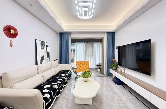 德信恒尊星悦府3室2厅108㎡168万二手房图片