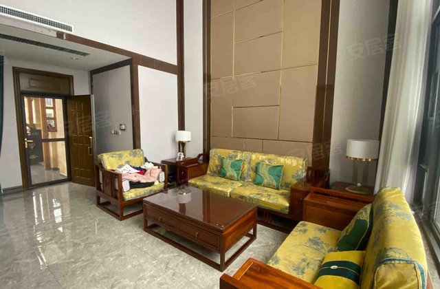 恒大棕榈岛4室2厅220㎡184万二手房图片