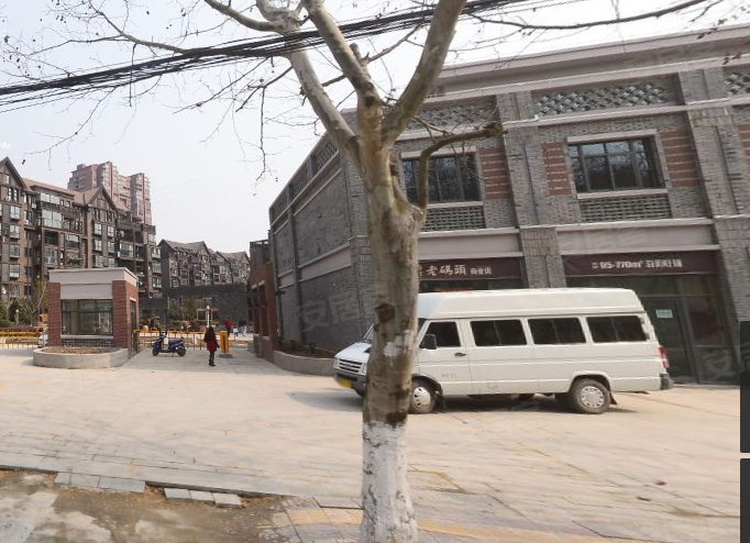 万江共和新城红公馆君藏