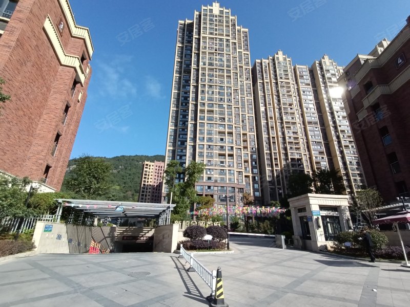 新榕金溪首府