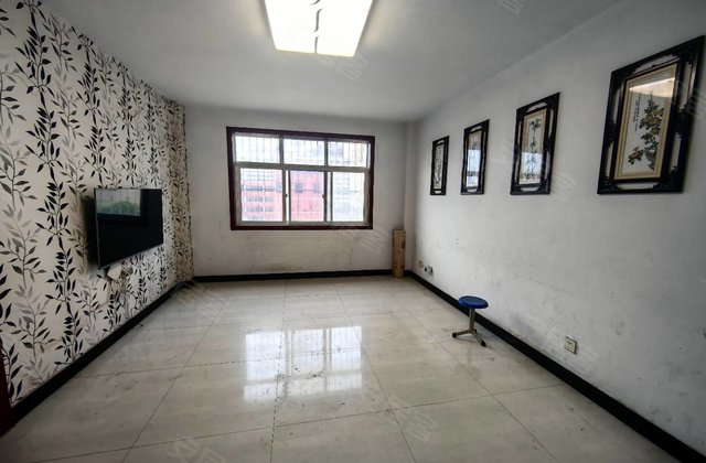 书香华府3室2厅127.5㎡33.9万二手房图片