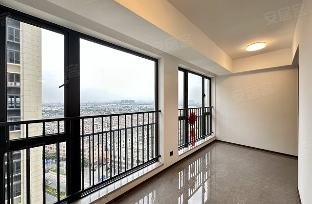 雅居乐天成东玺3室2厅128㎡53.6万二手房图片