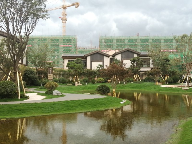 俊发嵩山溪谷(别墅)