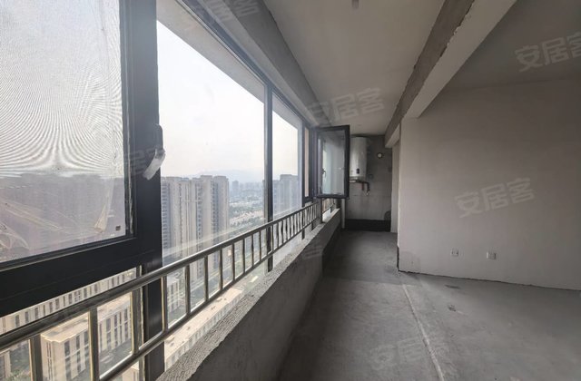 醴泉首府4室2厅139㎡73.6万二手房图片