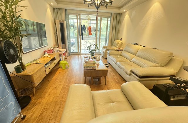 朗琴湾花园3室2厅110.15㎡275万二手房图片