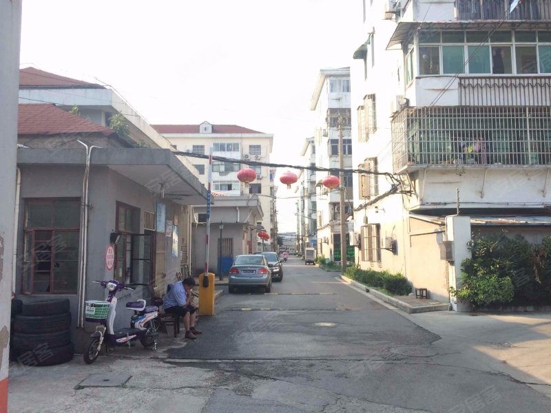 水洞港路69弄小区 