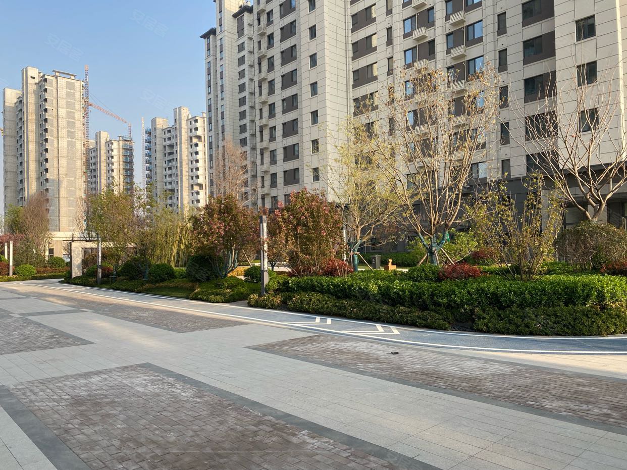 济南房产网>济南二手房>历城二手房>工业北路二手房>海信翰墨府>1242