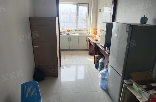 中央公馆3室2厅132㎡120万二手房图片