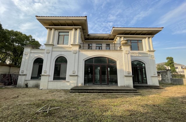 杨烁